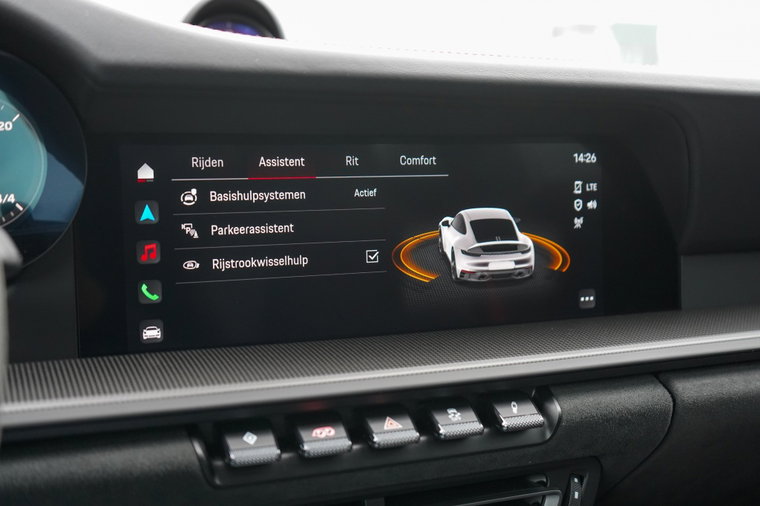 Vehicle Image 32