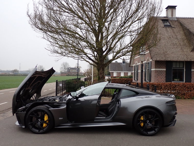 Vehicle Image 40