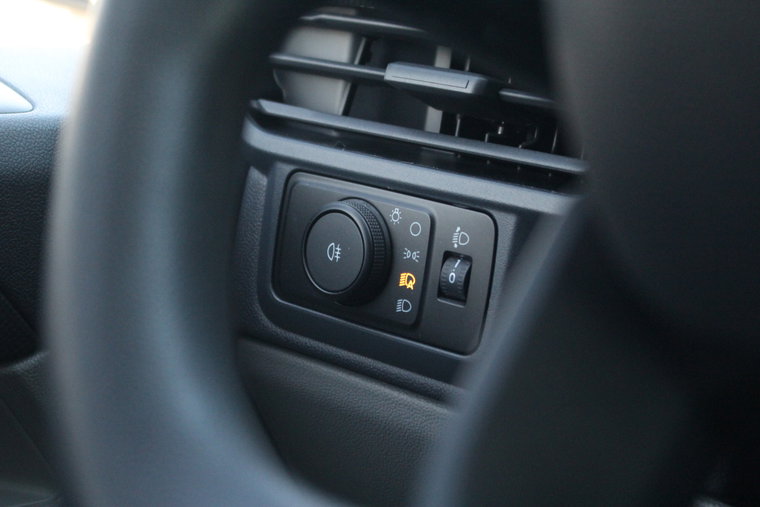 Vehicle Image 21