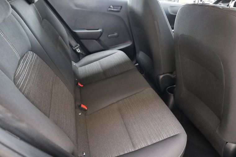 Vehicle Image 22