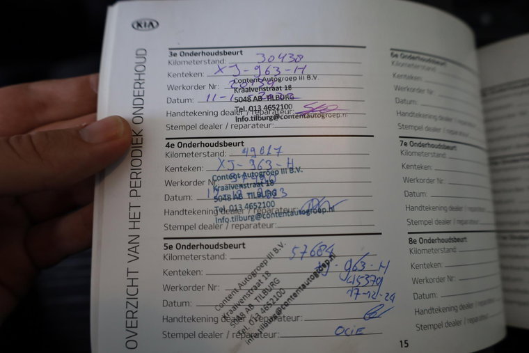 Vehicle Image 27