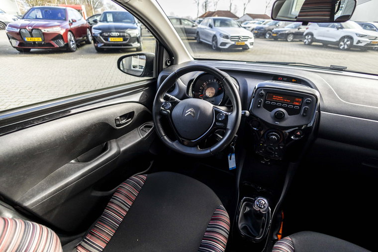 Vehicle Image 20