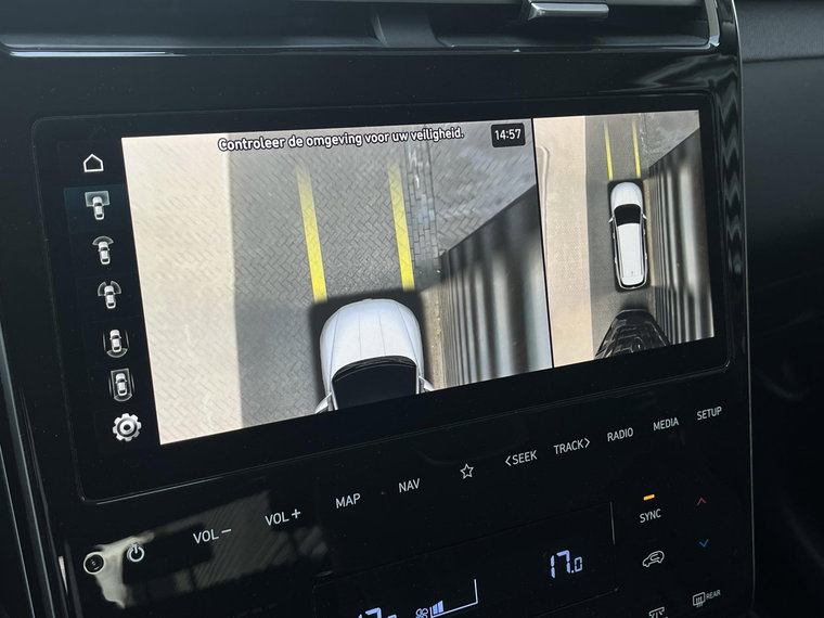 Vehicle Image 52