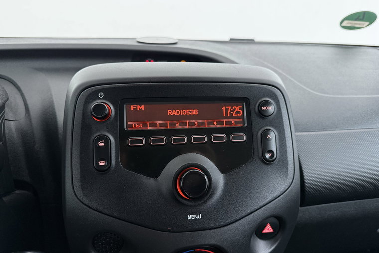 Vehicle Image 20