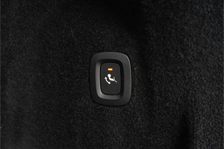 Vehicle Image 50