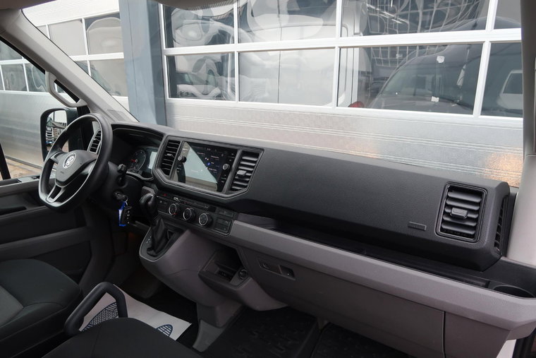 Vehicle Image 23