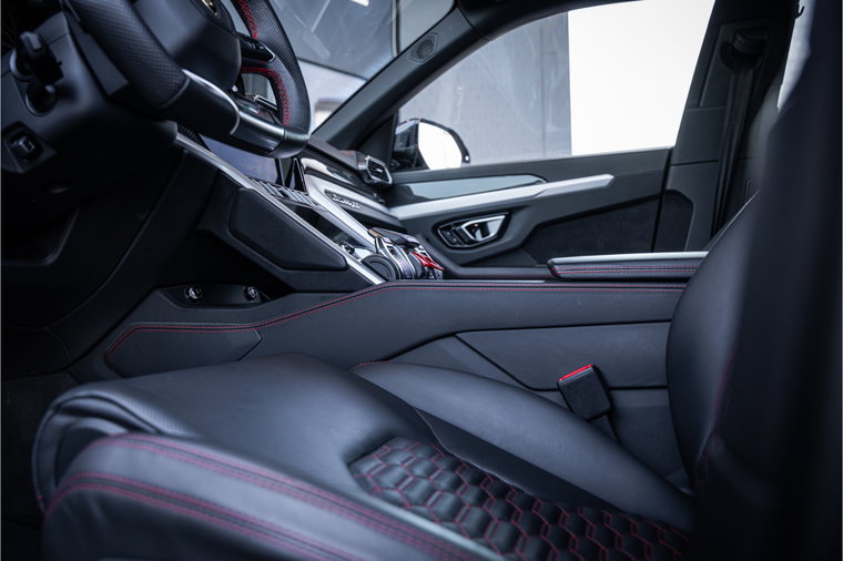 Vehicle Image 30