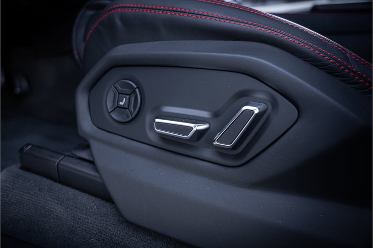 Vehicle Image 31