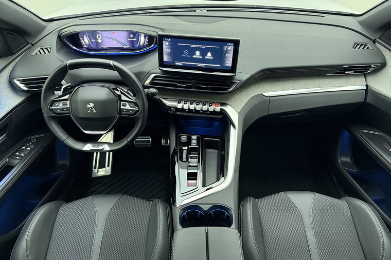 Vehicle Image 30