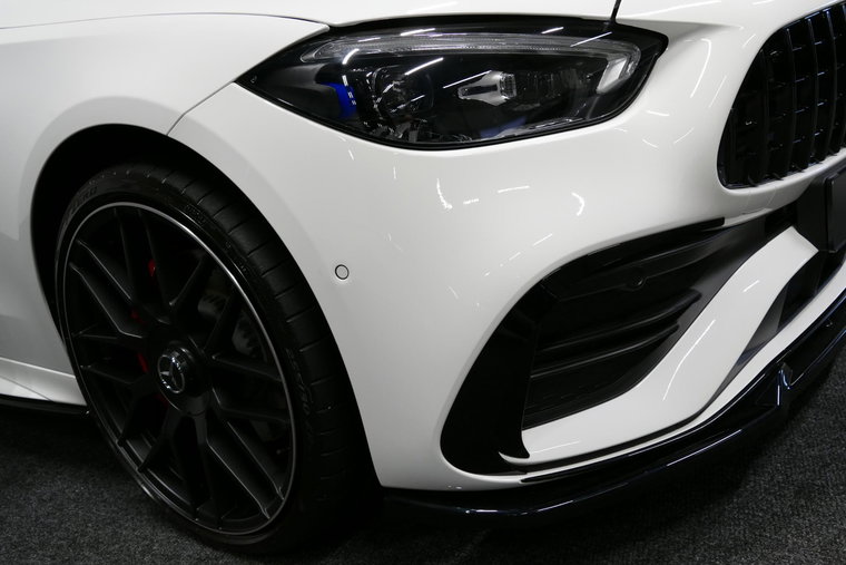 Vehicle Image 38