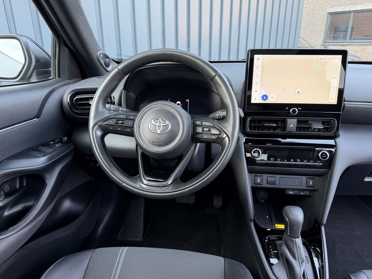 Vehicle Image 18