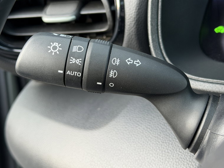 Vehicle Image 42