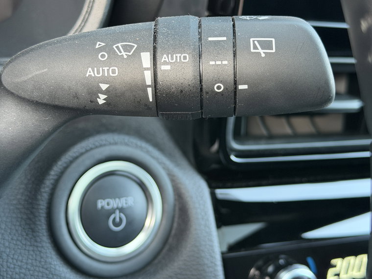 Vehicle Image 43