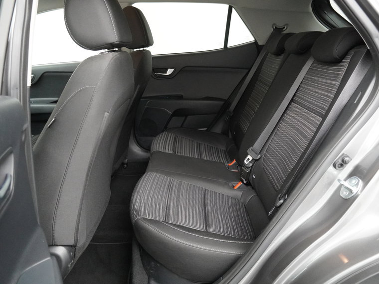 Vehicle Image 35
