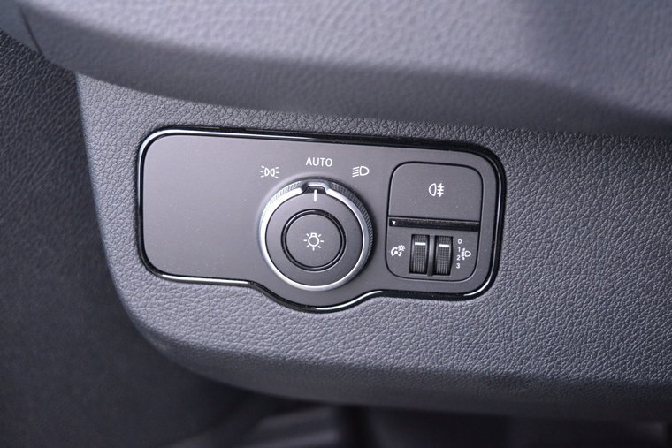 Vehicle Image 27