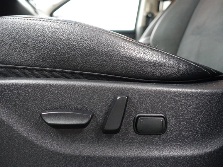 Vehicle Image 26