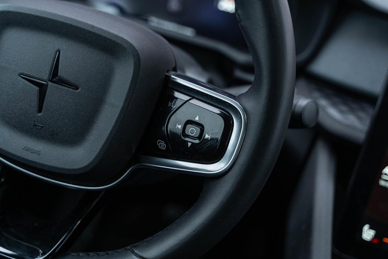 Vehicle Image 15