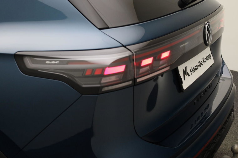 Vehicle Image 38
