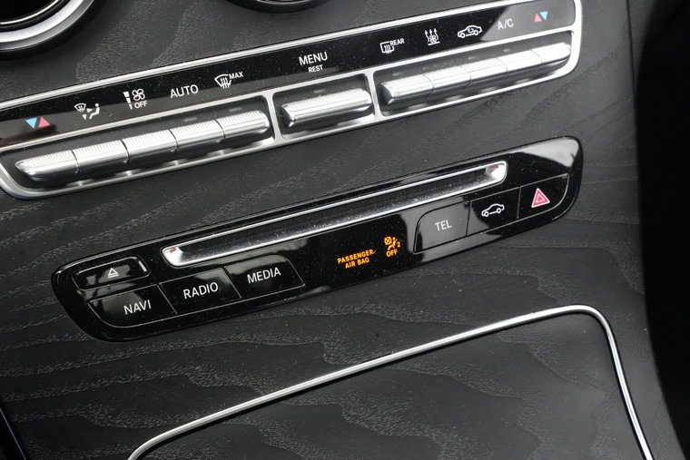 Vehicle Image 27