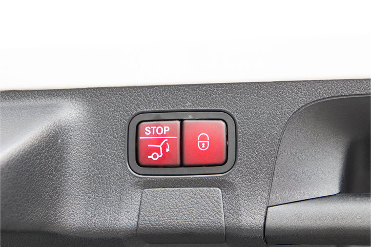 Vehicle Image 32
