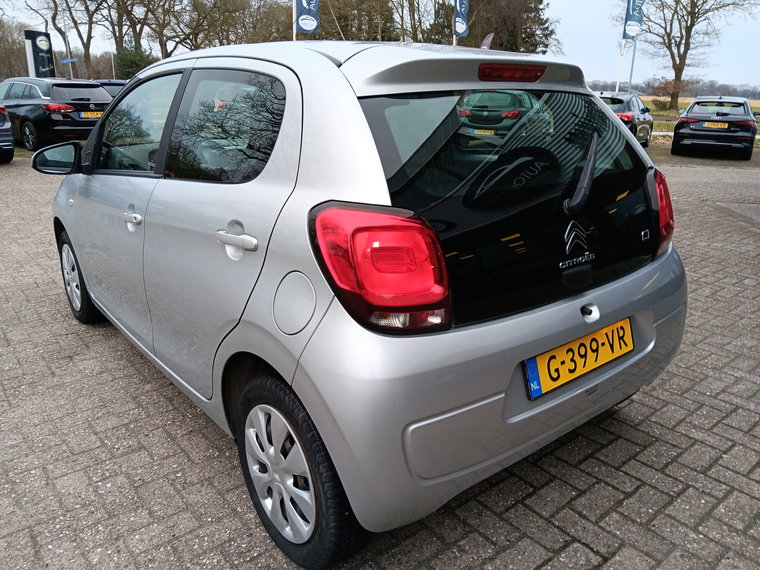 Vehicle Image 4