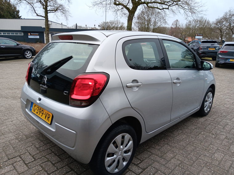 Vehicle Image 5
