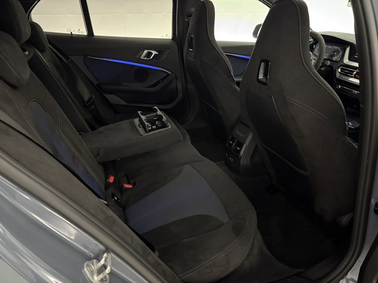 Vehicle Image 39