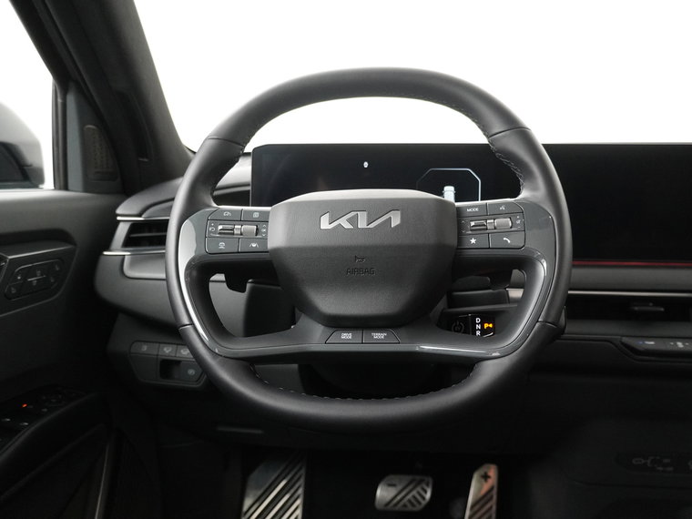 Vehicle Image 40