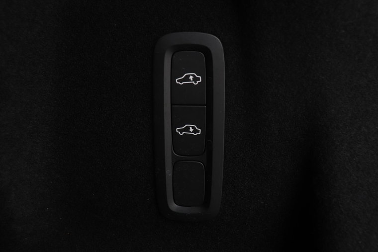 Vehicle Image 56
