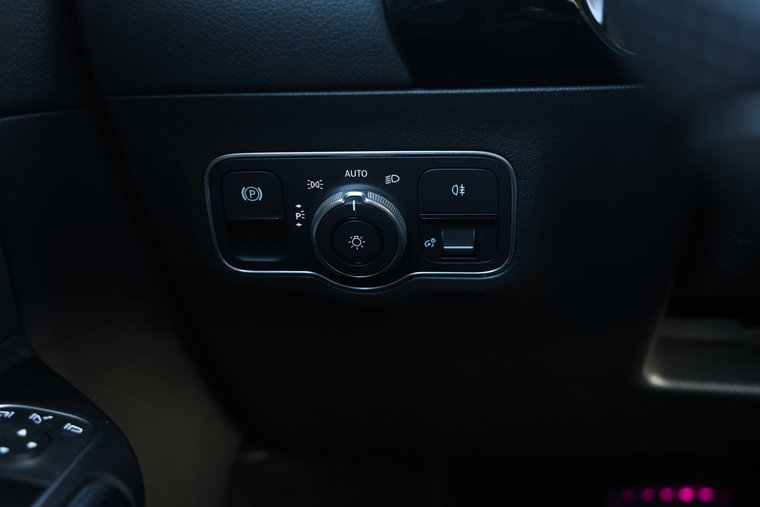 Vehicle Image 39