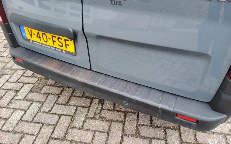 Vehicle Image 11