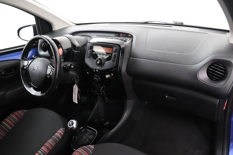 Vehicle Image 15