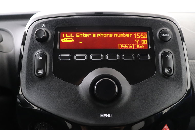 Vehicle Image 24