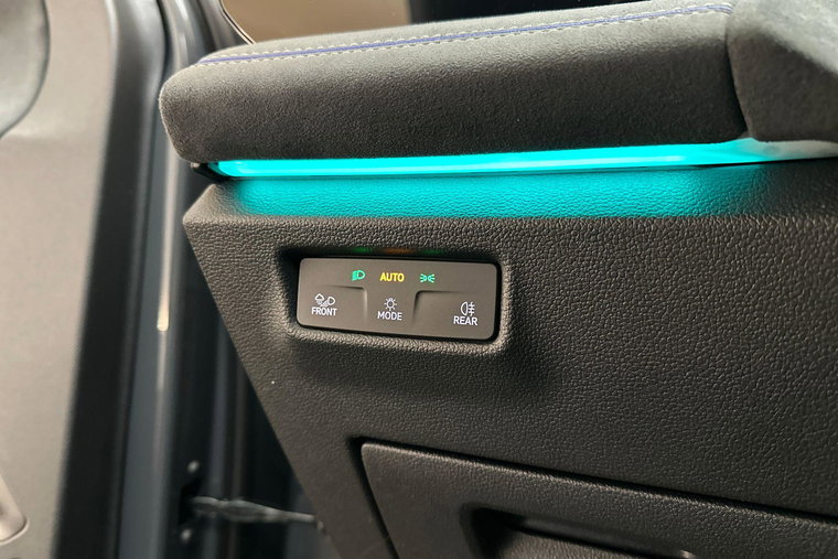 Vehicle Image 18