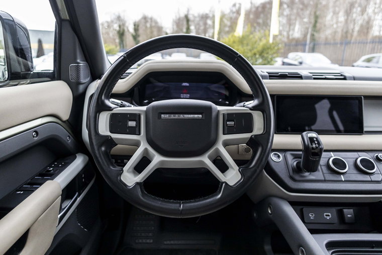Vehicle Image 18