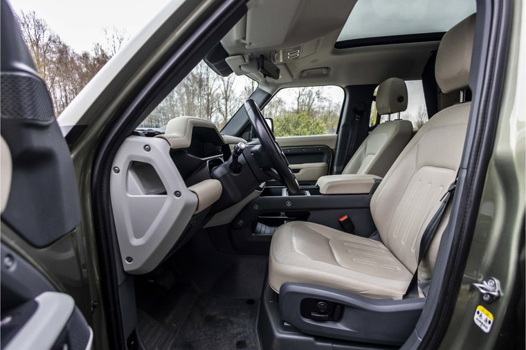 Vehicle Image 19