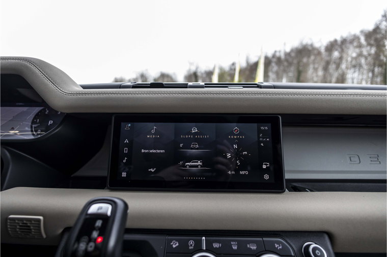 Vehicle Image 37