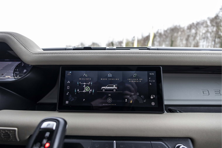 Vehicle Image 38