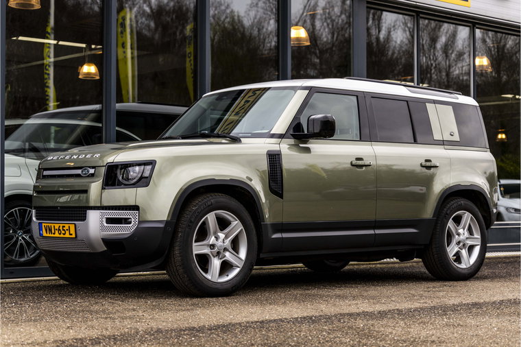 Vehicle Image 10