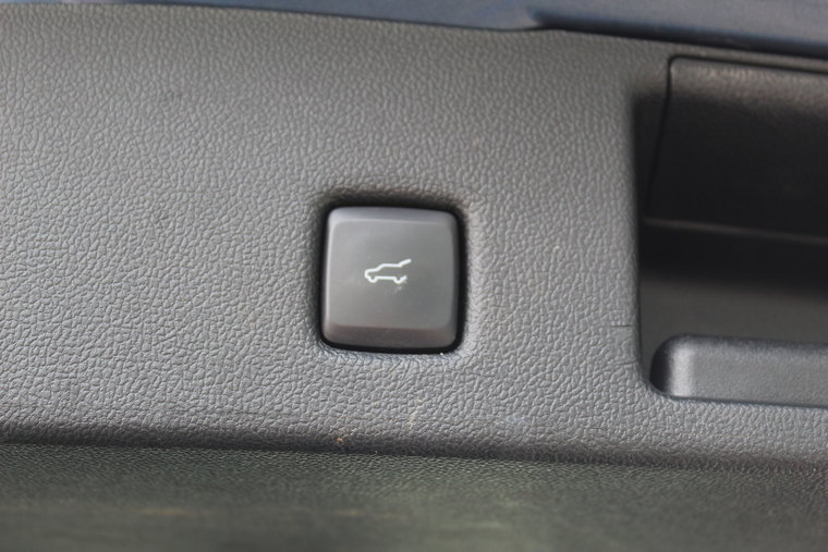 Vehicle Image 38