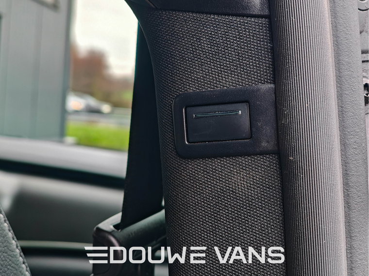 Vehicle Image 41
