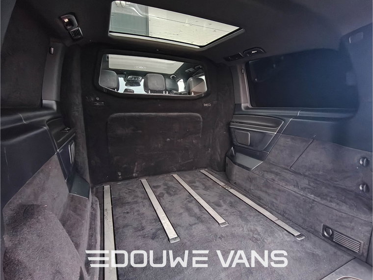 Vehicle Image 42
