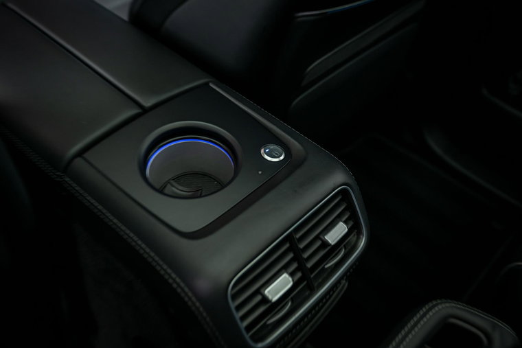 Vehicle Image 35