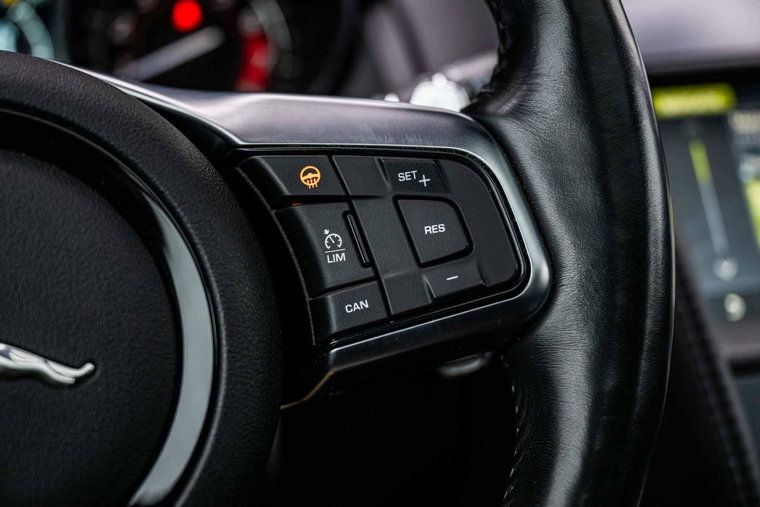 Vehicle Image 35