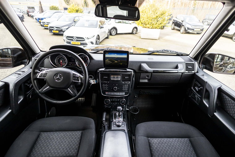 Vehicle Image 21