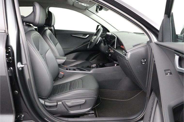 Vehicle Image 33