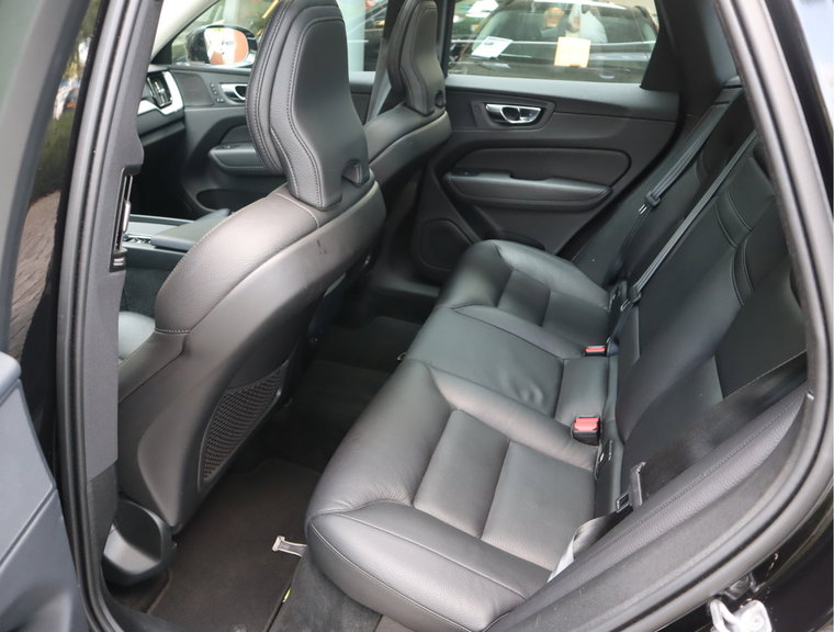 Vehicle Image 39