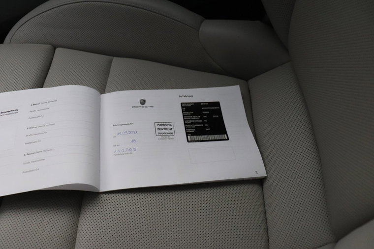 Vehicle Image 38