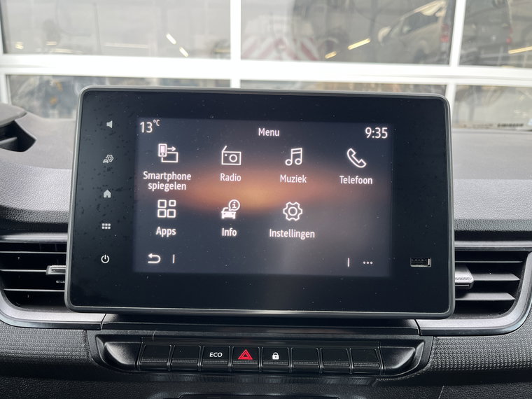 Vehicle Image 39