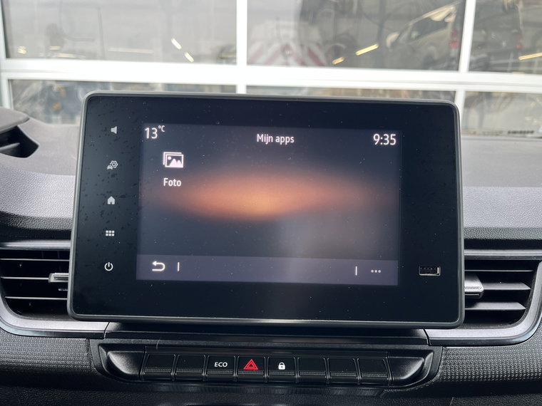 Vehicle Image 40
